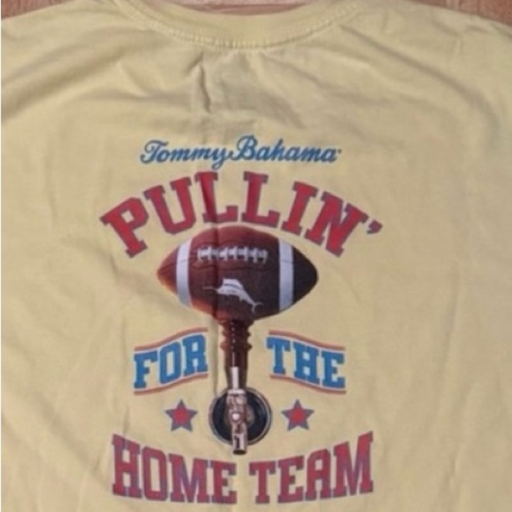 Tommy Bahama T-shirt